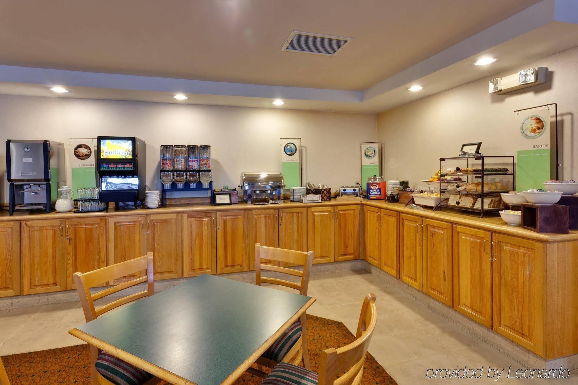 Fairfield Inn & Suites By Marriott Olean Restaurant photo